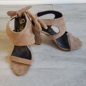 So Me Tan Suede Heels, Size 7